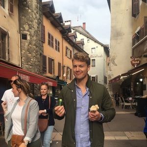 Meet your Posher, Ryan